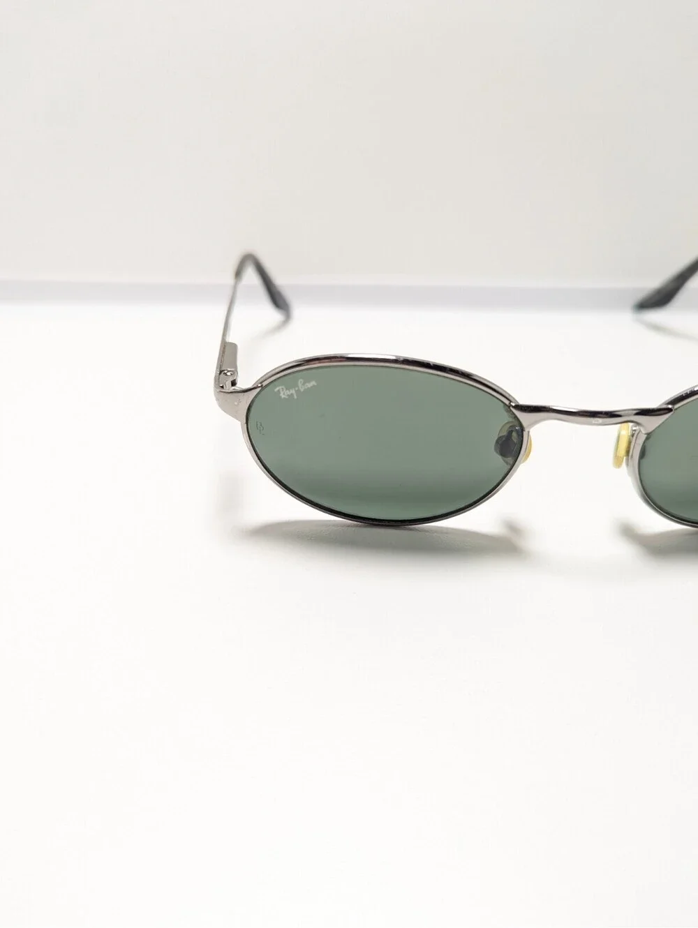 Ray-Ban B&L W2839 HIGHSTREET Retro Green Vintage Silver Oval Fashion Sunglasses